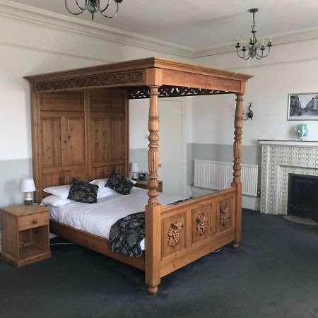 Lowenac Hotel Кембърн Екстериор снимка