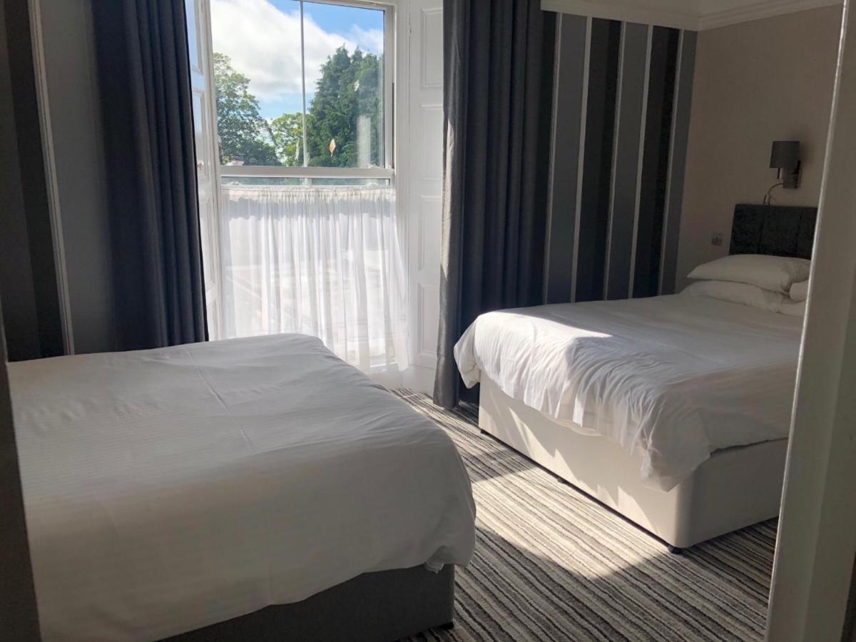 Lowenac Hotel Кембърн Екстериор снимка