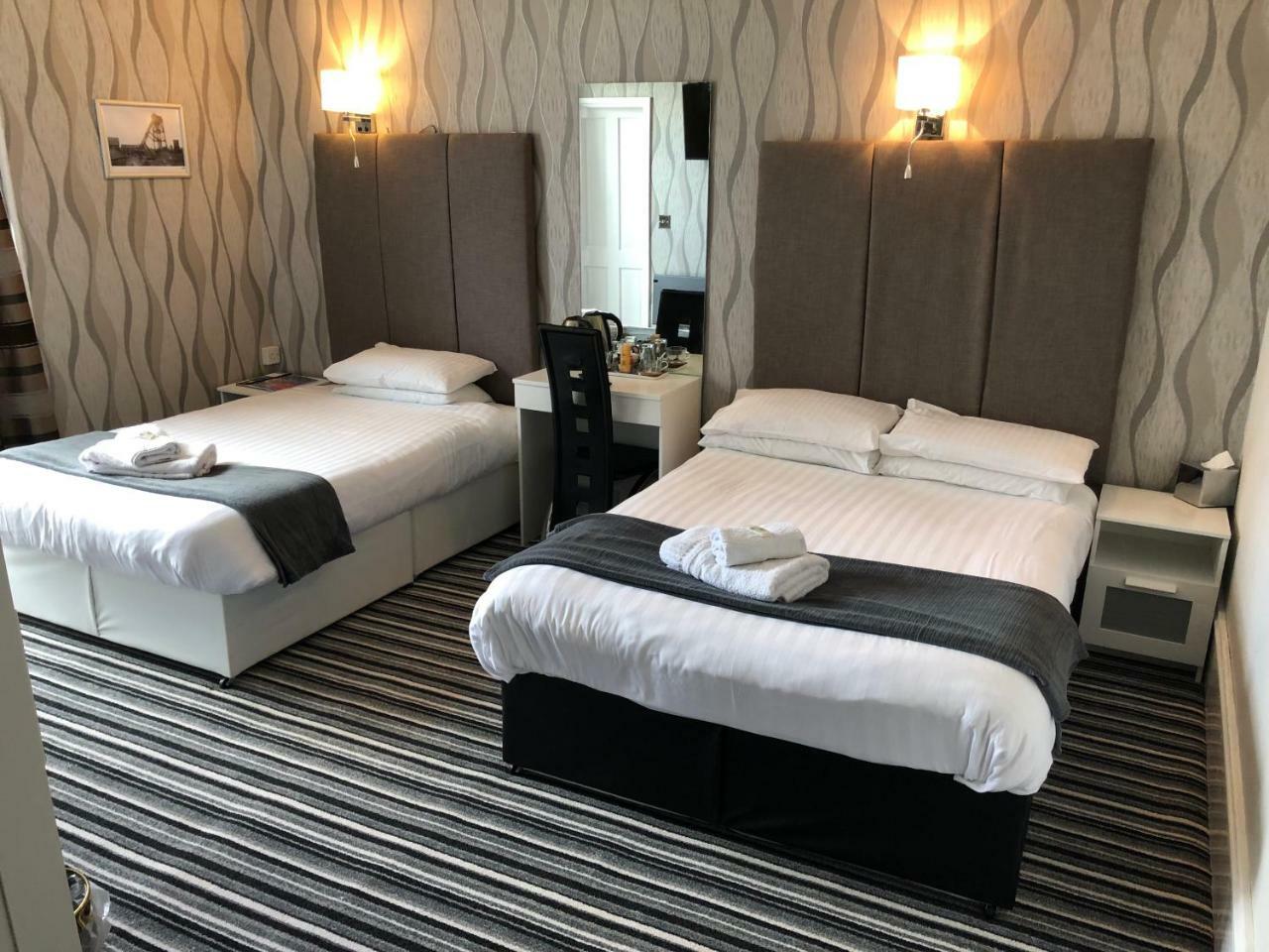Lowenac Hotel Кембърн Екстериор снимка